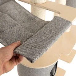 Modern Living Ferrara Scratching Tree 16 Modern Living Ferrara Scratching Tree -Trixie Store 115906 modern living kb ferrara fg 4349 4