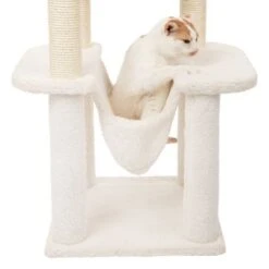 La Digue II Cat Tree -Trixie Store 126196 mit katze fg 4528 1